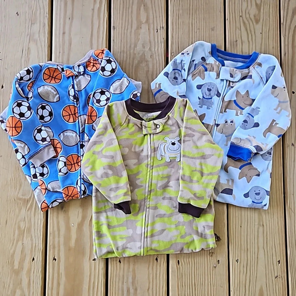 Child of Mine Made by Carters Set of 3 Boys Fleece Footie Pajamas 18M - Picture 1 of 10